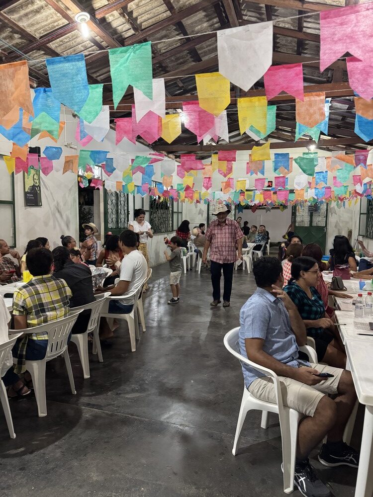 Arraiá da FEAL 2025 – Galeria (37)